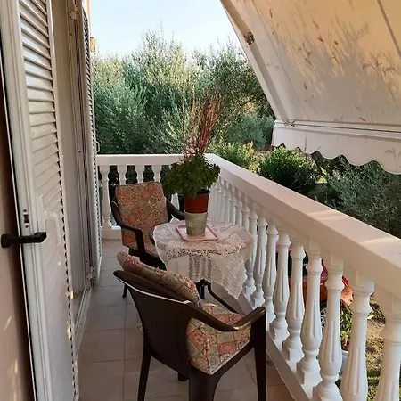Villa Katherine Laganas *